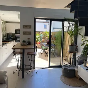 Maison Bois Hébergement de vacances Port-Louis