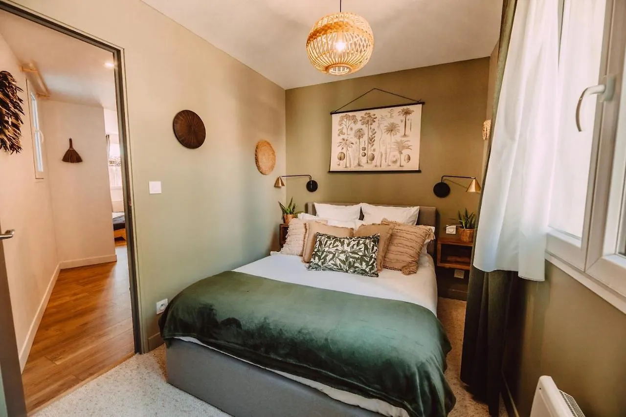 La Casa Bali Apartment Irigny